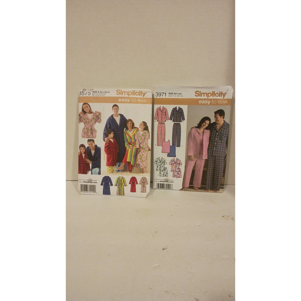 Simplicity Sewing Patterns 3575 3971 Unisex Robes and Mens Womens Pajamas, DIY.